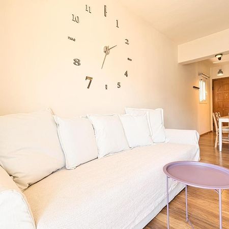 Bright & Restful! Apartment Атина Екстериор снимка