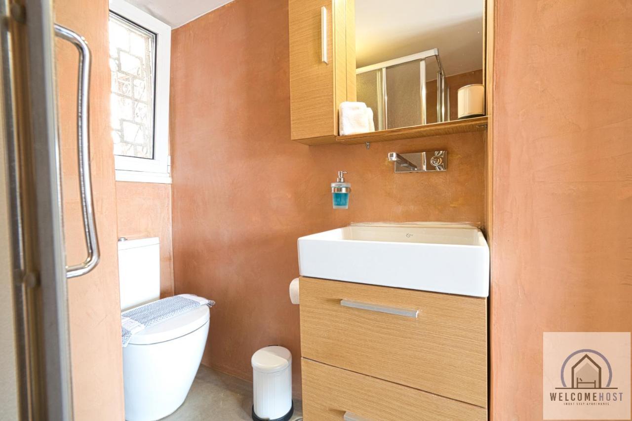Bright & Restful! Apartment Атина Екстериор снимка
