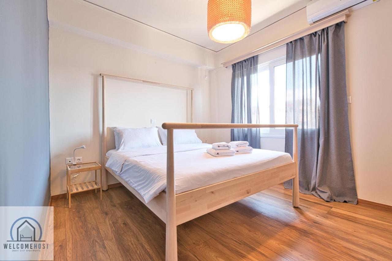 Bright & Restful! Apartment Атина Екстериор снимка